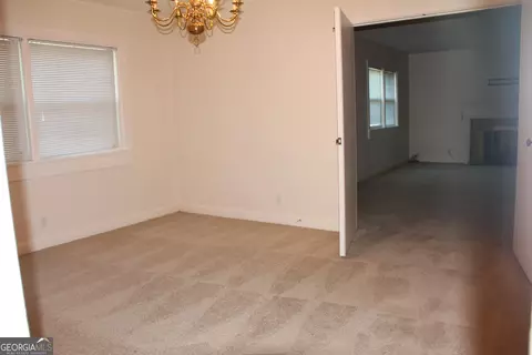 210 W Smith St, Claxton, GA 30417 photo 6