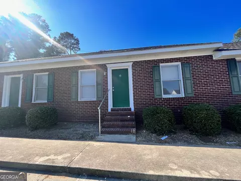 230 Lanier Dr #10, Statesboro, GA 30458