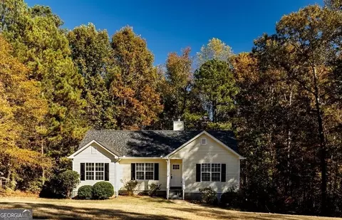 70 Hidden Brook Ln, Newnan, GA 30265