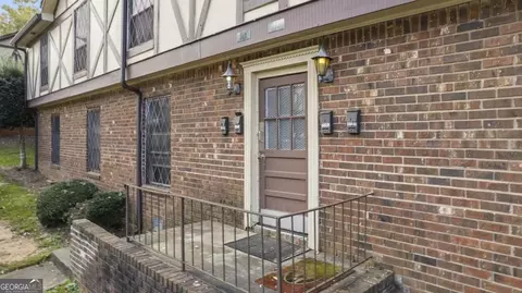 3193 Abbeywood Dr, Decatur, GA 30034