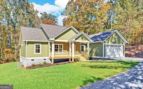 620 Williams Cir, Toccoa, GA 30577