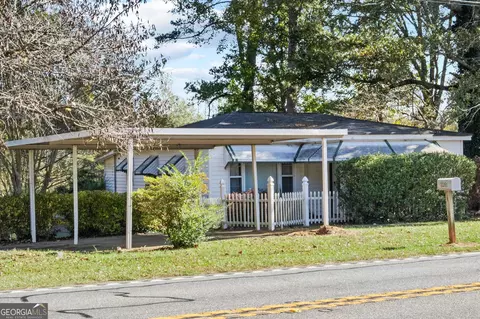 2261 Roscoe Rd, Newnan, GA 30263