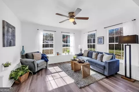 9 Robin Rd, Austell, GA 30168 photo 3