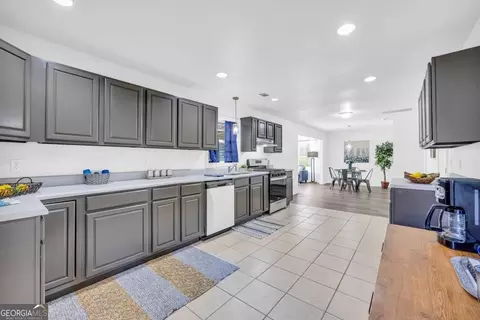 9 Robin Rd, Austell, GA 30168 photo 10