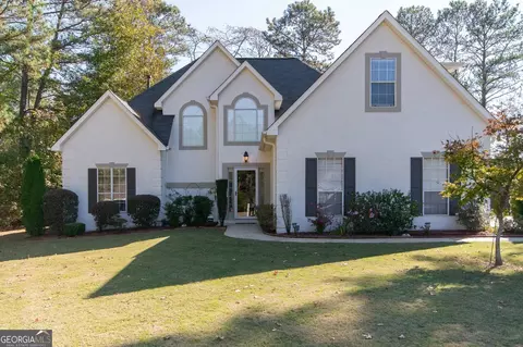 52 Biltmore Cir, Sharpsburg, GA 30277