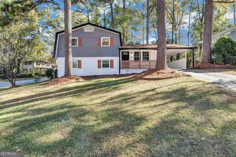 1047 Ponderosa Park Dr, Forest Park, GA 30297