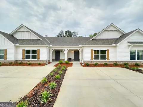 1353 Mooty Bridge Rd, Lagrange, GA 30240