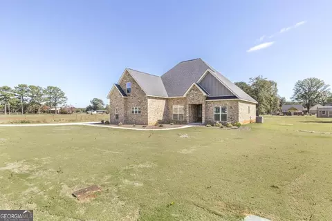 818 John E Sullivan Rd, Byron, GA 31008 photo 3