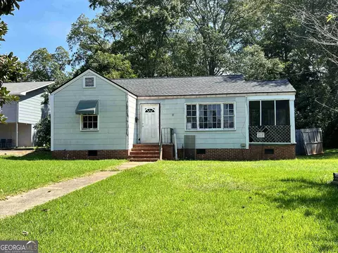 303 Jackson Ave, Thomaston, GA 30286