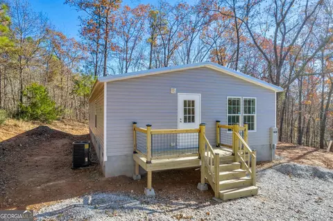 97 Vale Rd, Toccoa, GA 30577 photo 4
