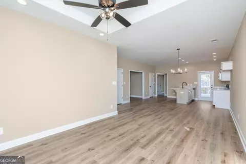125 Red Tail Cir, Byron, GA 31008 photo 7