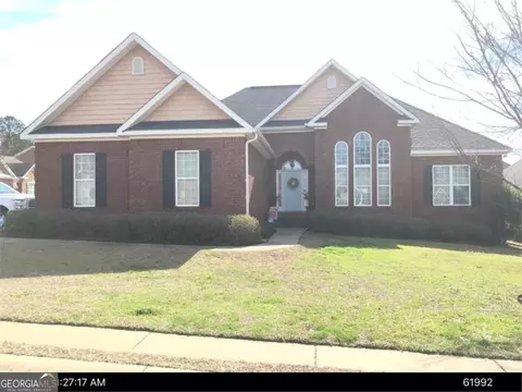 105 Sandtrap Pl, Macon, GA 31220