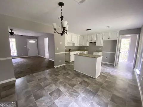 696 Rock Mills Rd, Lagrange, GA 30240 photo 7