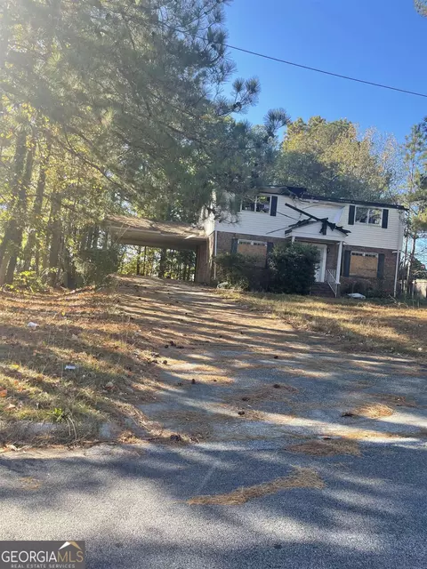 2447 Mcalpin Ter, East Point, GA 30344