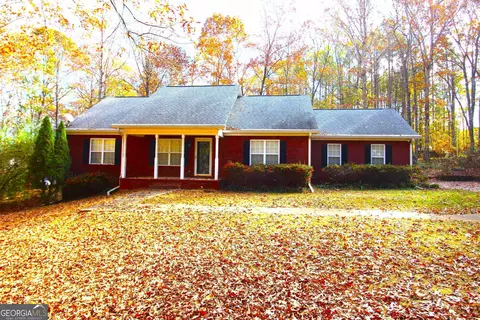 70 Cricket Walk, Sharpsburg, GA 30277