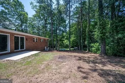 6419 Maddox Rd, Morrow, GA 30260 photo 9