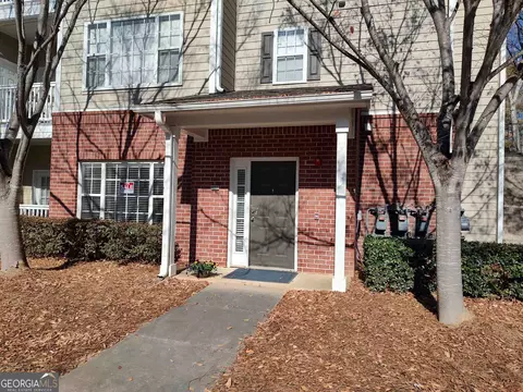 7001 Woodland Ln, Alpharetta, GA 30009