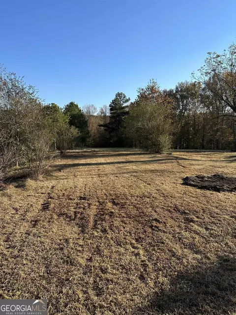 534 Richa Bridges Rd, Commerce, GA 30530 photo 2