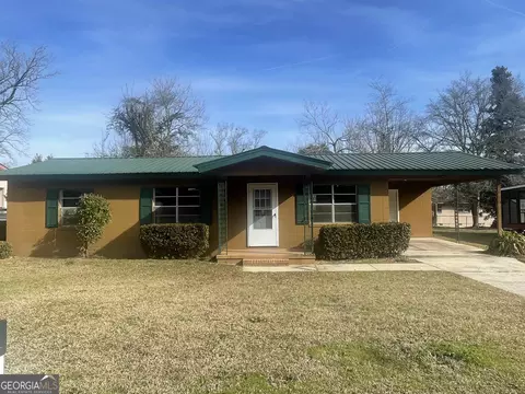 309 Allenwood Dr, Dublin, GA 31021