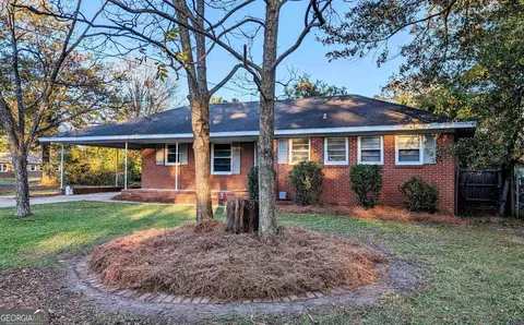 132 Briardale Ave, Warner Robins, GA 31093