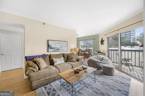 1 Biscayne Dr NW #402, Atlanta, GA 30309