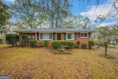 169 Woodlawn Ave, Winder, GA 30680