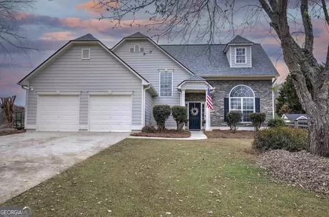 302 Hollybush Ct, Ball Ground, GA 30107