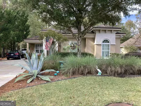 292 Osprey Cir, Saint Marys, GA 31558