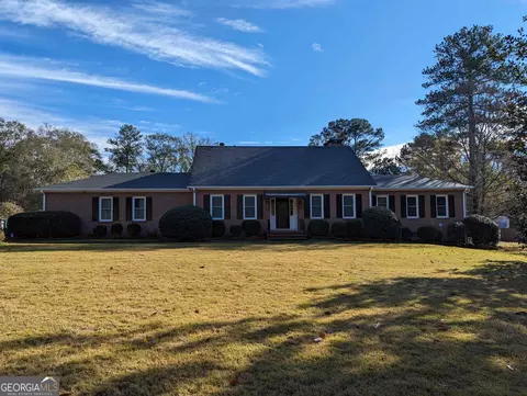 133 Honeysuckle Ln, Barnesville, GA 30204