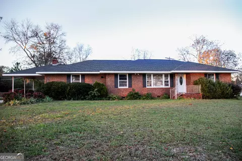 3180 Crest Hwy, Thomaston, GA 30286