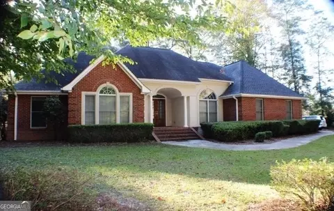 718 Hatchee Ridge Rd, Dublin, GA 31021