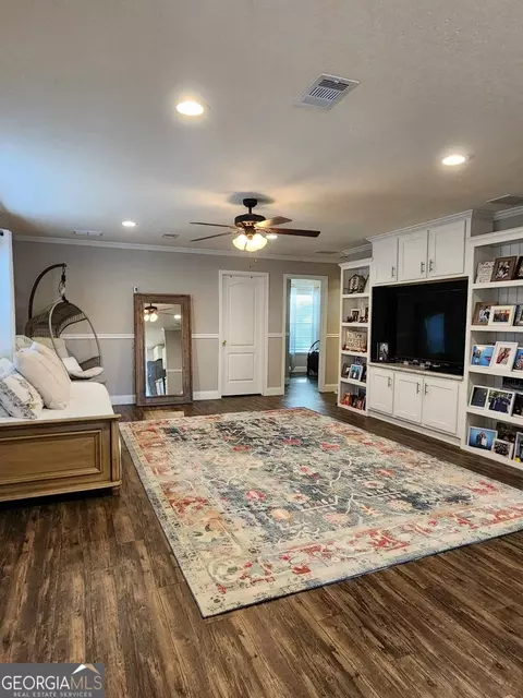 135 E Willow Dr, Newnan, GA 30263 photo 12