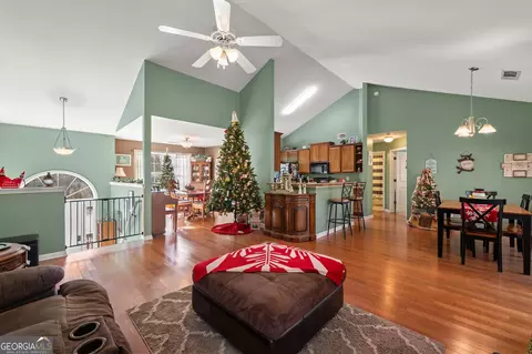 53 Saint Michael St, Commerce, GA 30530 photo 7