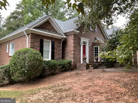1741 Stratford Xing SE, Conyers, GA 30013
