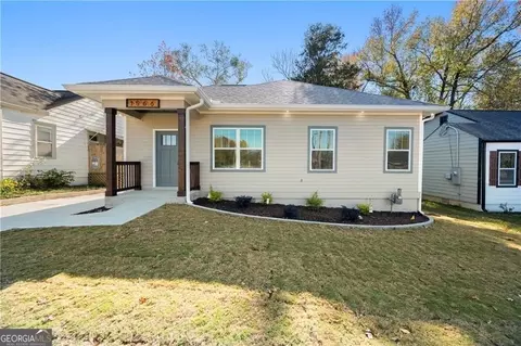 1566 Temple Ave, College Park, GA 30337
