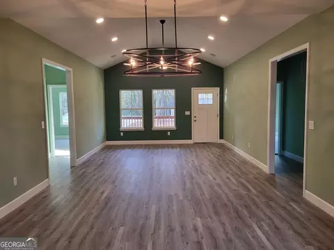 2814 16th Ave, Valley, AL 36854 photo 4