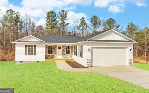 2310 Sunshine Rd, Toccoa, GA 30577