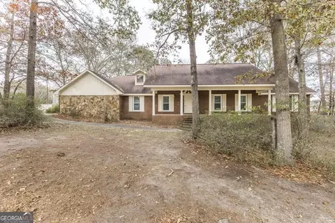 150 Julee Emilyn Dr, Bonaire, GA 31005