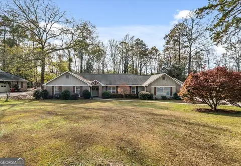 4724 Oxford Rd, Macon, GA 31210