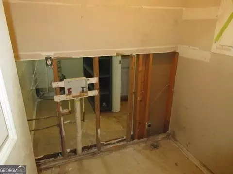 400 Robin Rd, Covington, GA 30016 photo 10