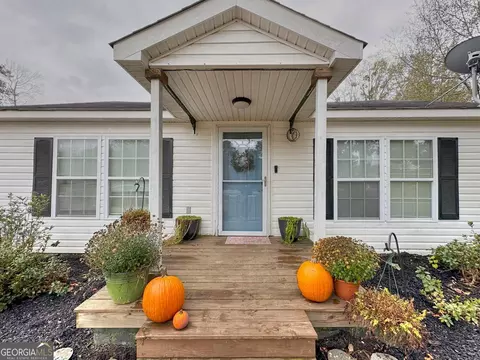 141 Bartley Rd, Lagrange, GA 30241 photo 4