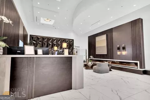 400 W Peachtree St NW #3802, Atlanta, GA 30308