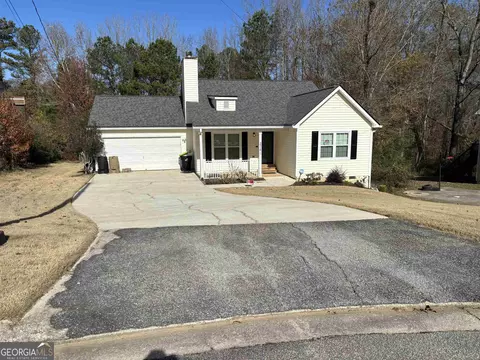 3319 Glen Hollow Dr, Rex, GA 30273