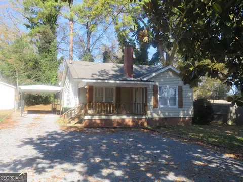 102 W Fairmount Ave, Cedartown, GA 30125