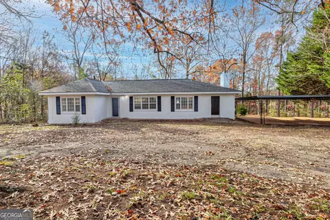 5121 Veteran Memorial Pkwy, Lanett, AL 36863