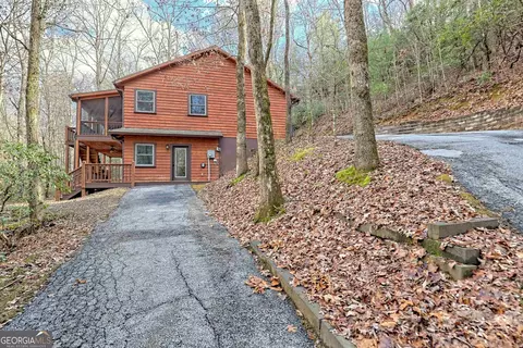 158 Twilight Ln, Tiger, GA 30576