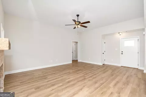 201 Overton Dr, Perry, GA 31069 photo 4