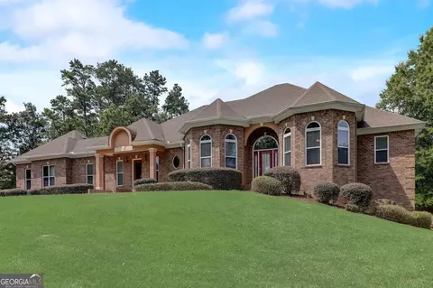 303 Lees Lake Rd, Fayetteville, GA 30214