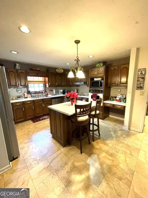 79 Robertson Rd, Lagrange, GA 30241 photo 8