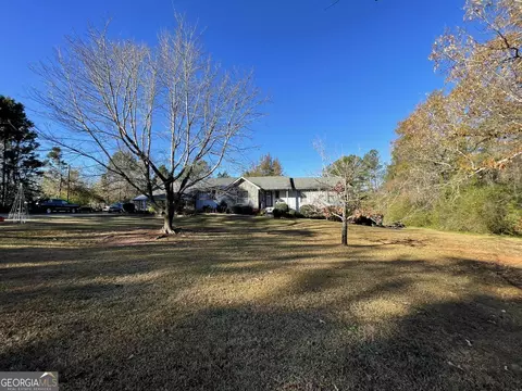 79 Robertson Rd, Lagrange, GA 30241 photo 2
